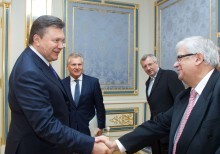 Yalta European Strategy Board members meet with President of Ukraine and members of Government