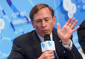 Transformation of Ukraine's Army Will Take Long – U.S. Generals Petraeus, McChrystal