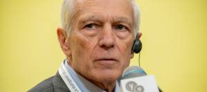 Веслі Кларк