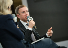 Чи може Україна продовжувати функціонувати в умовах війни? | YES 2026