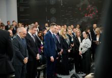 Чи може Україна продовжувати функціонувати в умовах війни? | YES 2026