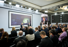Чи може Україна продовжувати функціонувати в умовах війни? | YES 2026