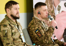 Чи варто Україні розраховувати лише на себе? | Спеціальна зустріч YES 24 лютого 2026 року