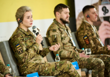 Чи варто Україні розраховувати лише на себе? | Спеціальна зустріч YES 24 лютого 2026 року