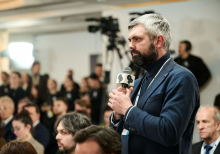 Чи варто Україні розраховувати лише на себе? | Спеціальна зустріч YES 24 лютого 2026 року