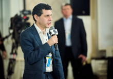 Політика завершення війни: виборці, настрої та лідерство | Спеціальна зустріч YES 24 лютого 2026 року