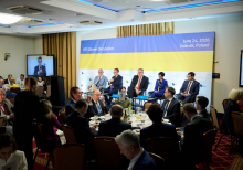 “What Ukraine Needs Now” - YES Dinner Discussion on the eve of the URC in Gda?sk