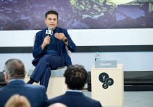 Розмова з Президентом України Володимиром Зеленським під час YES 2026
