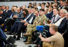 Майбутнє війни та глобальної могутності: чи зможе Захід достатньо швидко впроваджувати інновації? | YES 2026