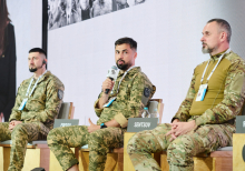 Як закінчити війну? | YES 2025